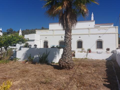 Traditional house, 4 bedroom +1 with stunning sea view